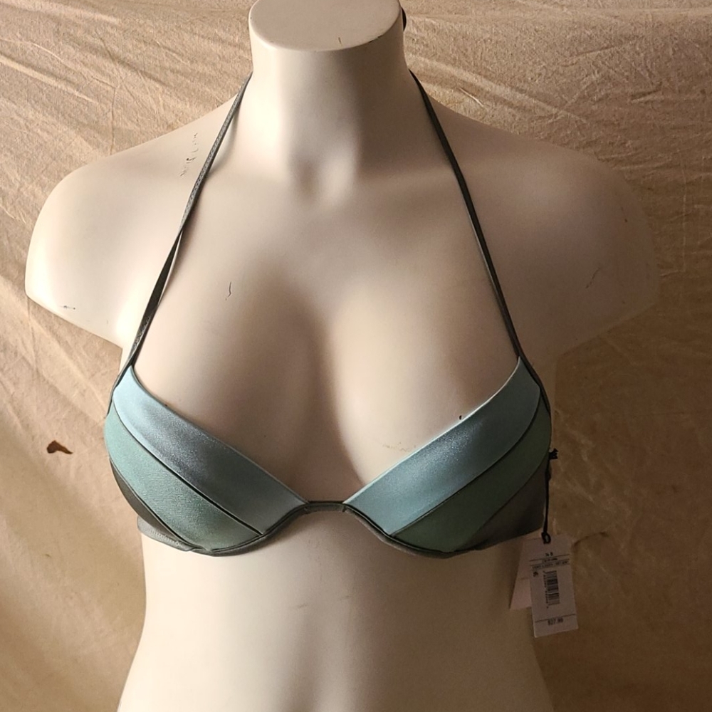 Swimsuit bikini top